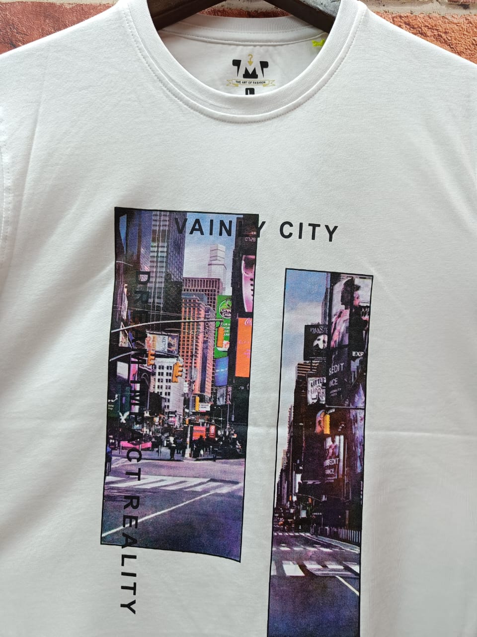 Mens Premium Long Sleeve T-Shirt-Vainly City White